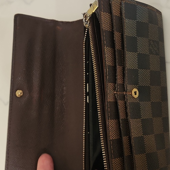 Louis Vuitton Damier Sarah long wallet EUC - Picture 8 of 12